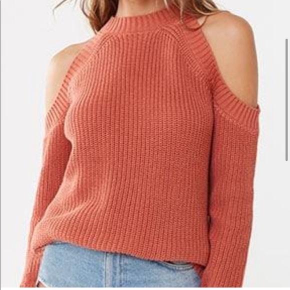 Knit Cold shoulder sweater - Picture 2 of 5
